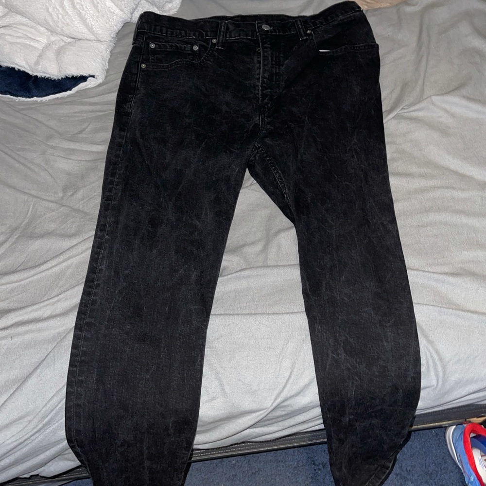 Mens black Levi jeans